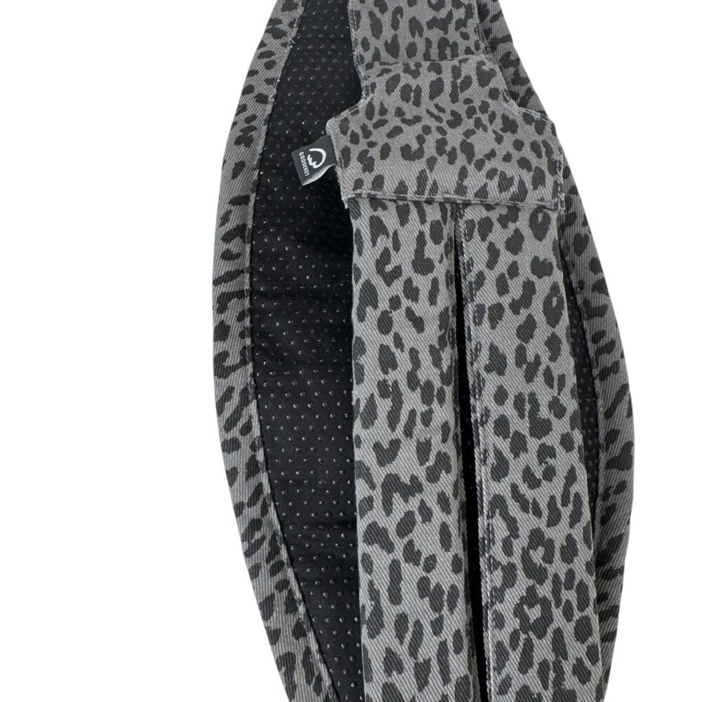 Gray Leopard Print Gooseket - Picture 5 of 9